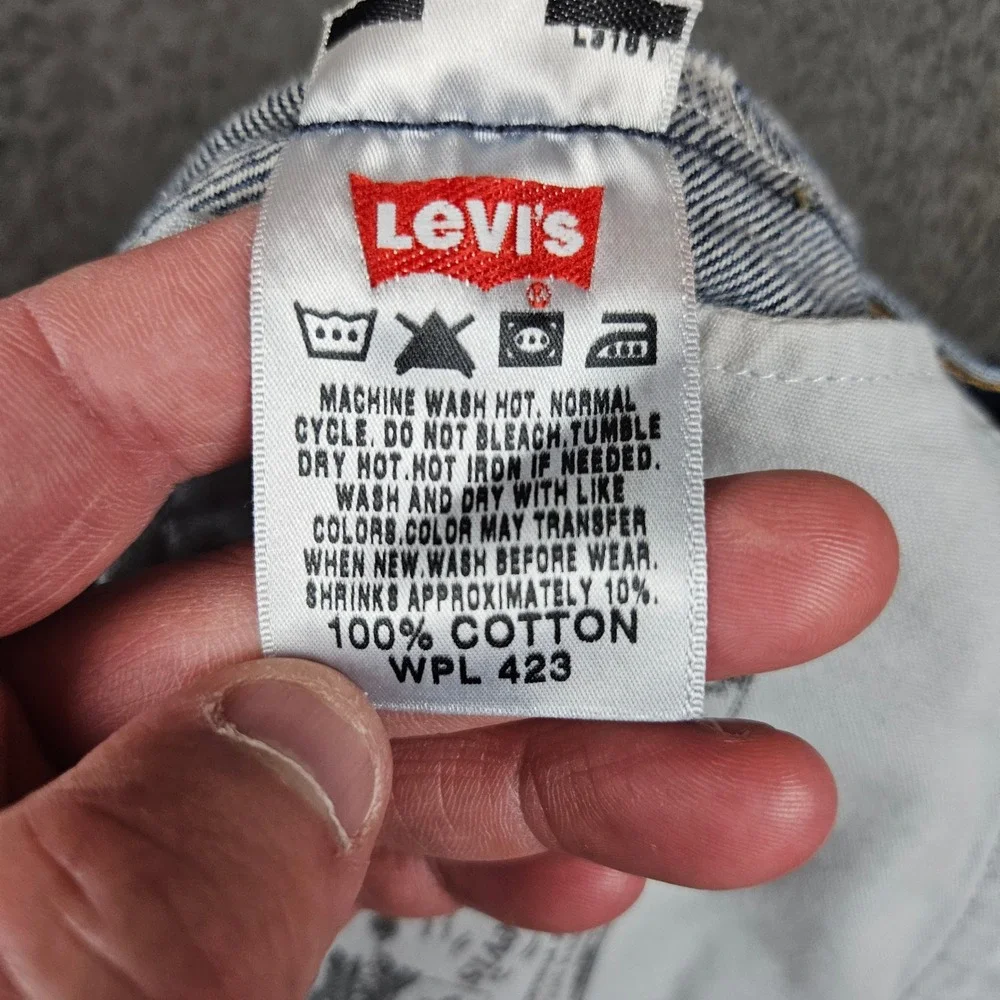 Levis 501 Mens Blue Jeans 40x30 Original Fit Button Fly Medium Wash‎ 00501-0000